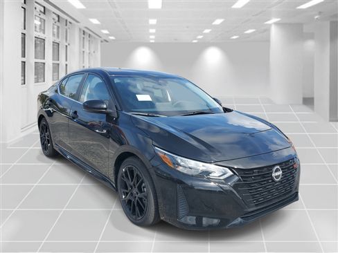 New 2025 Nissan Sentra SR w/ Midnight Edition image 3