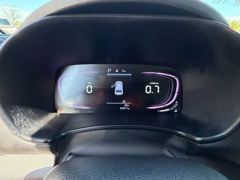 Used 2024 Kia Soul LX w/ Option Group 015 FWD image 21