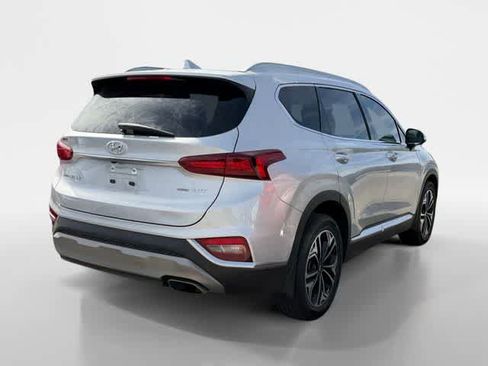 Used 2019 Hyundai Santa Fe AWD image 3