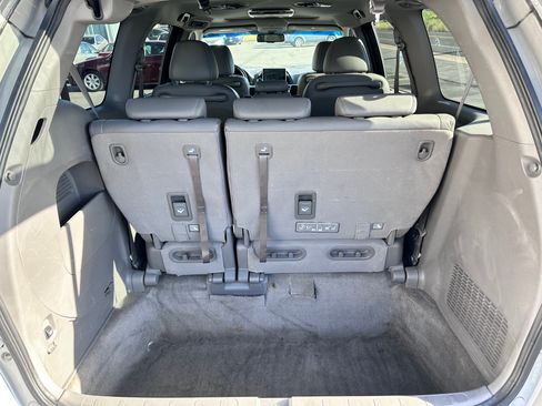 Used 2010 Honda Odyssey EX-L image 9