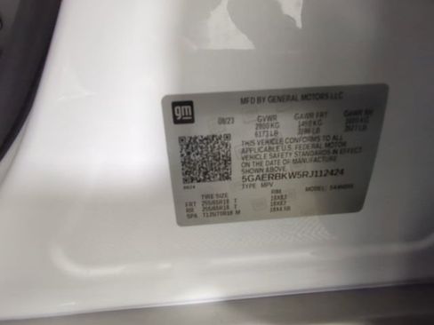 Used 2024 Buick Enclave Essence w/ LPO, Floor Liner Package image 46