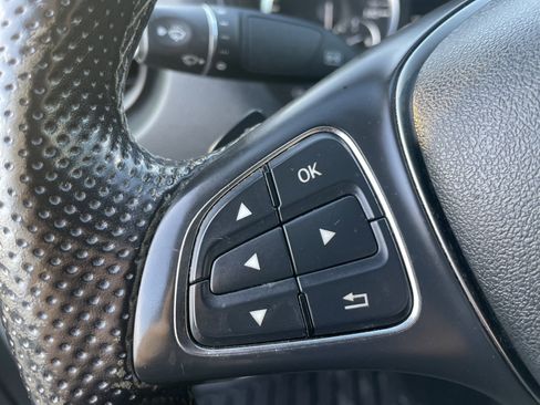 Used 2018 Mercedes-Benz Metris image 30