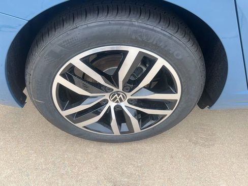 New 2025 Volkswagen Jetta SE image 16