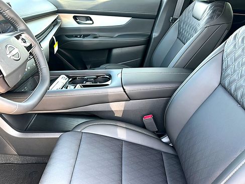 New 2026 Nissan Murano Platinum w/ Cargo Package AWD/4WD image 10