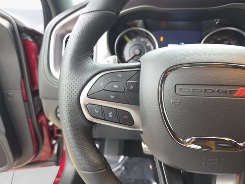 Used 2022 Dodge Charger R/T w/ Plus Group RWD image 17