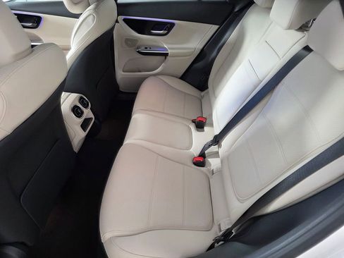 New 2026 Mercedes-Benz GLC 300 image 10