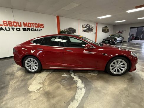 Used 2017 Tesla Model S 75 RWD image 3