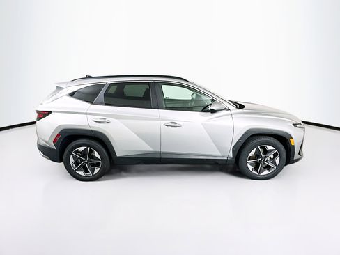 Used 2025 Hyundai Tucson SEL FWD image 10