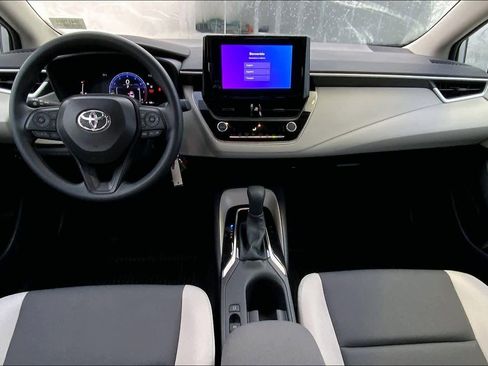 Used 2026 Toyota Corolla LE image 15