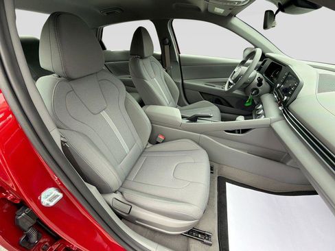 New 2026 Hyundai Elantra SE image 26