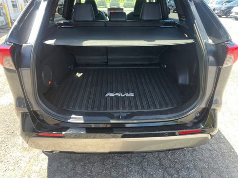 Used 2024 Toyota RAV4 XSE AWD/4WD image 14