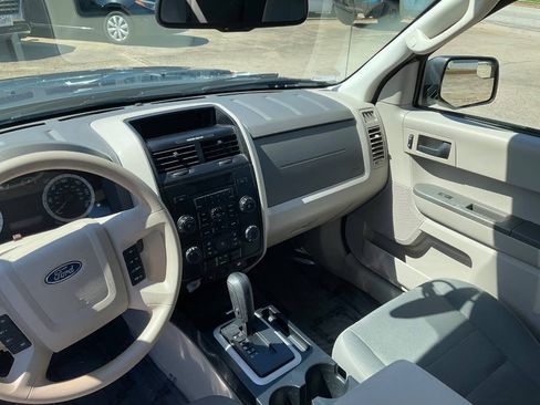 Used 2012 Ford Escape XLS FWD image 13