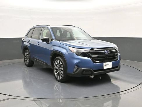 Used 2025 Subaru Forester Touring AWD/4WD image 22