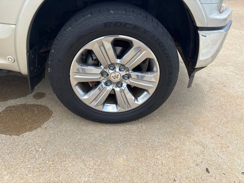 Used 2018 Ford F150 King Ranch w/ Equipment Group 601A Luxury AWD/4WD image 3