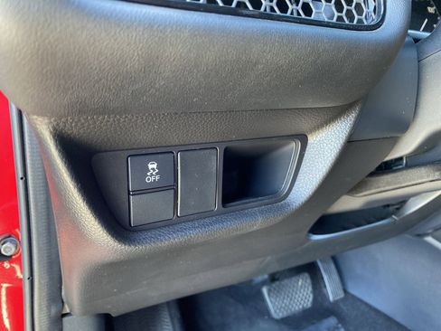 Used 2024 Honda HR-V Sport image 12