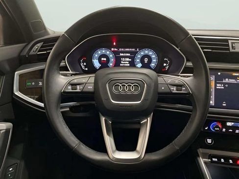 Used 2023 Audi Q3 2.0T Premium w/ Convenience Package AWD/4WD image 12