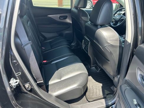 Used 2020 Nissan Murano SL w/ Moonroof Package AWD/4WD image 12