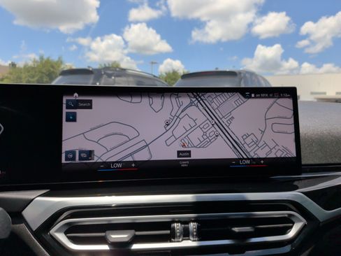 Used 2023 BMW i4 eDrive40 w/ Premium Package RWD image 17