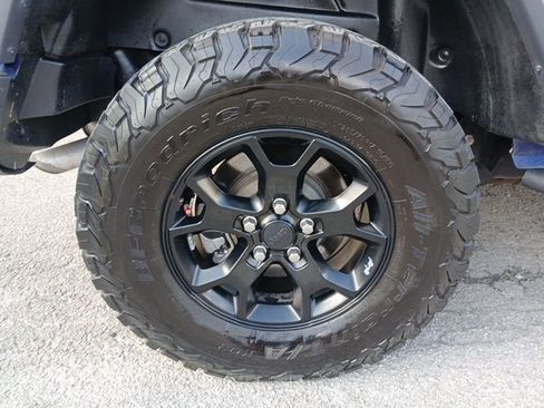 Used 2019 Jeep Wrangler Unlimited Rubicon image 17