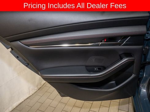 Used 2024 MAZDA MAZDA3 s AWD/4WD image 9