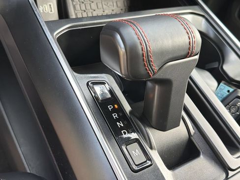 Used 2025 Ford F150 Raptor AWD/4WD image 19