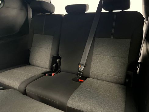 Used 2025 GMC Acadia Elevation image 35