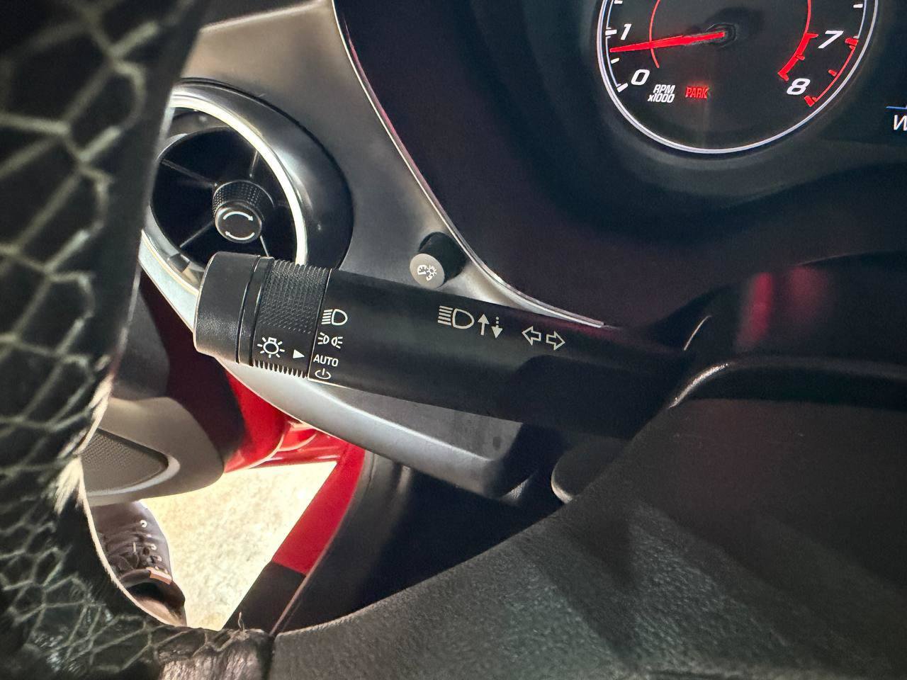 Used 2020 Chevrolet Camaro LS RWD image 23