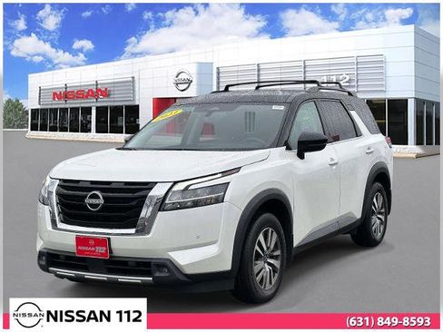 Certified 2023 Nissan Pathfinder SL AWD/4WD image 1