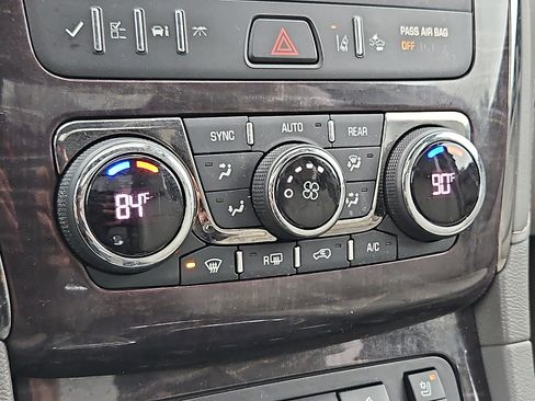 Used 2015 Buick Enclave Premium w/ Experience Buick Package image 19