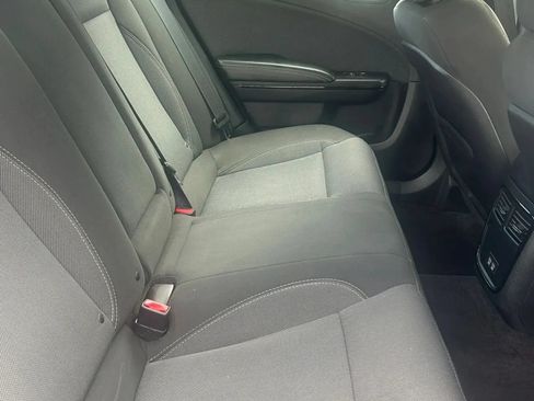 Used 2016 Dodge Charger SE w/ Blacktop Package RWD image 31