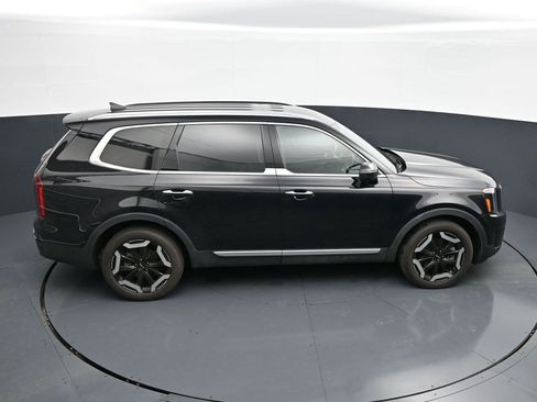 Used 2023 Kia Telluride S FWD image 20