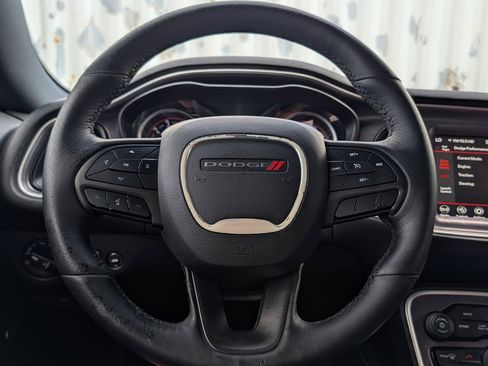 Used 2018 Dodge Challenger R/T Plus RWD image 21