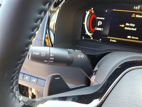 New 2026 Nissan Pathfinder SL image 19