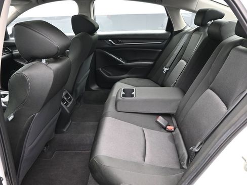 Used 2019 Honda Accord EX image 24