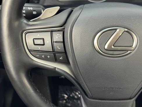 Used 2022 Lexus ES 300h w/ Premium Package image 22