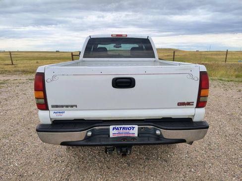 Used 2001 GMC Sierra 2500 SL AWD/4WD image 4