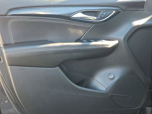 Used 2023 Buick Envision Preferred image 13