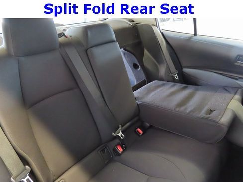 Used 2024 Toyota Corolla LE image 18