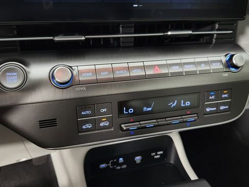 Certified 2024 Hyundai Kona SEL image 21