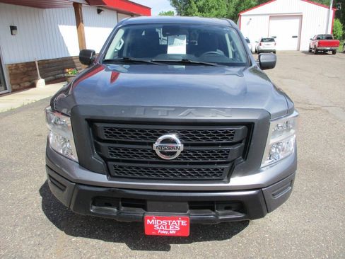 Used 2023 Nissan Titan S AWD/4WD image 14