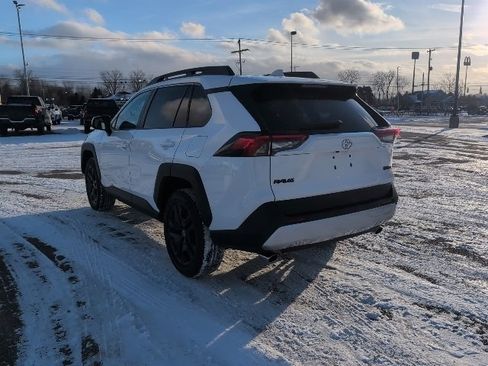 Used 2024 Toyota RAV4 Adventure image 5