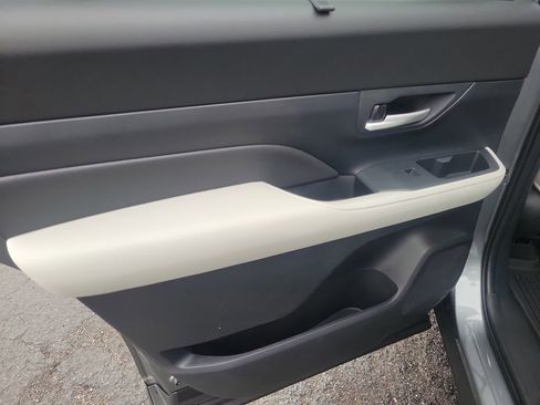 New 2026 Toyota Grand Highlander Platinum image 9