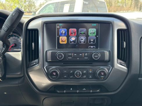 Used 2018 Chevrolet Silverado 1500 LT w/ All Star Edition image 19