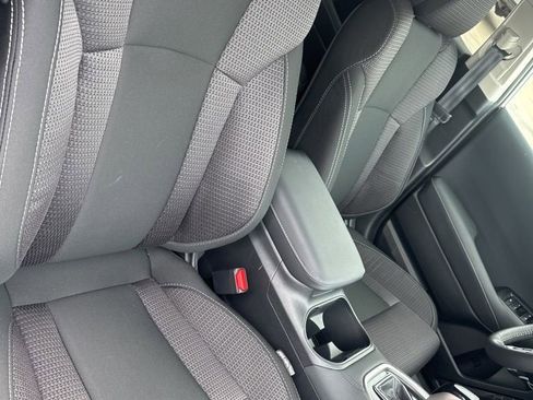 Used 2025 Subaru Outback Premium image 13