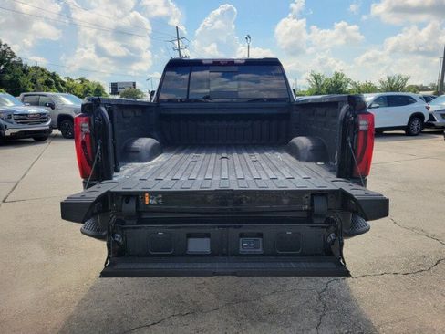 Used 2024 GMC Sierra 2500 Denali w/ Denali Reserve Package AWD/4WD image 8
