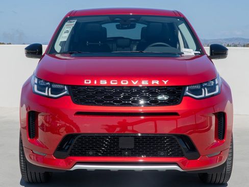 Used 2025 Land Rover Discovery Sport S image 8