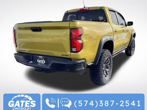 Used 2023 Chevrolet Colorado ZR2 w/ ZR2 Convenience Package III image 9