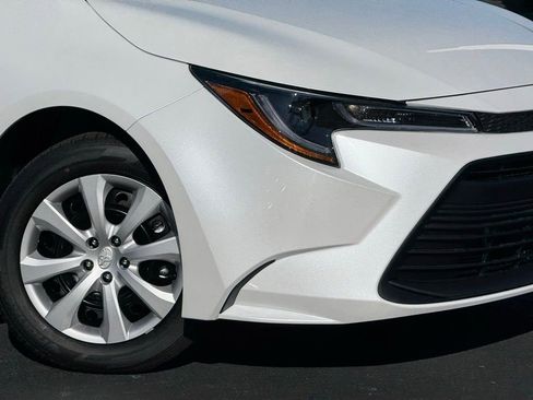 New 2026 Toyota Corolla LE image 3