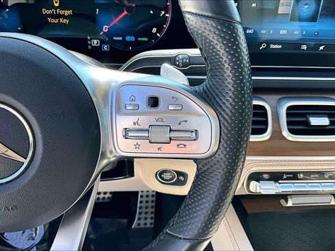 Used 2023 Mercedes-Benz GLS 450 4MATIC w/ AMG Line Exterior image 25