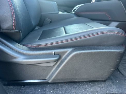 Used 2024 Chevrolet Colorado Z71 w/ Z71 Convenience Package 2 AWD/4WD image 22